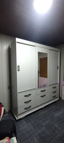 Guarda roupa