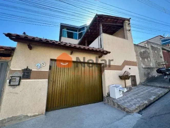 Casa á venda de 4 Quartos com Suíte e 2 vagas no Bairro Conjunto Palmital em Santa Luzia M