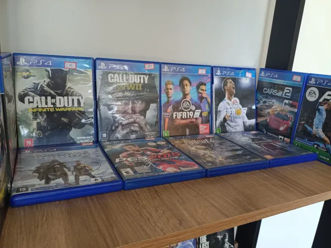 Jogos ps4 / ps5 lacrado e semi novo