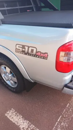 Chevrolet S10 Pick-up Exec. 2.8 4X4 CD TB Int.dies 2011