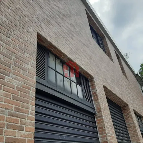 Prédio COMERCIAL venda por R$ 1.000.000 ou aluguel por R$ 7.000/mês - Vila Matias - Santos