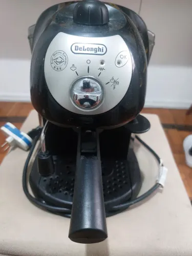 Cafeteira expresso delonghi itatiaia pó de café 