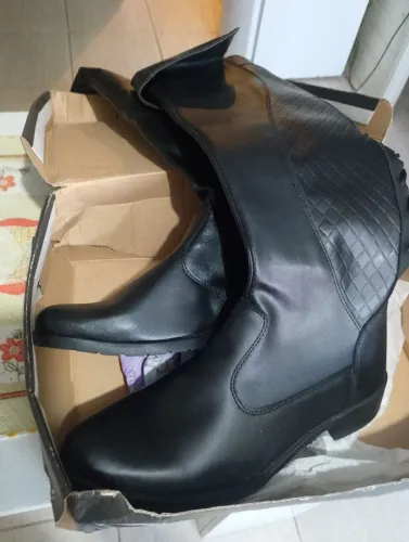 Bota cano alto