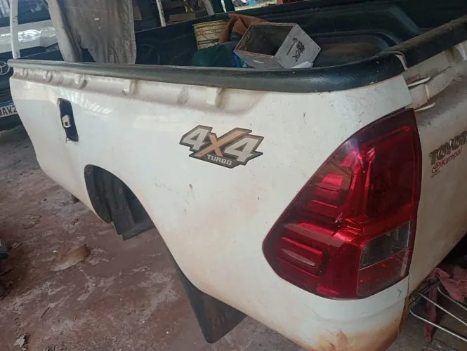 Carroceria hilux cabine simples 2021
