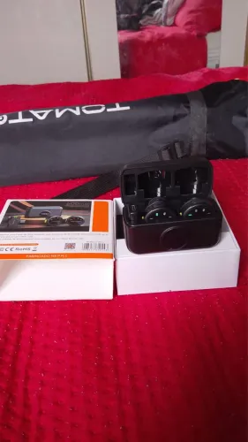 Vendo microfone lapela e um pedestal profissional 