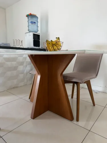 Mesa de Jantar Laqueada Branca com 4 Cadeiras | Decorart | Design Moderno | Até 6 Lugares