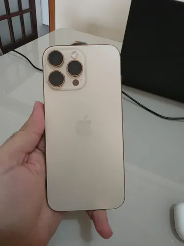 iPhone 16 Pro Max 1TB + AirPods Pro 2ª Ge