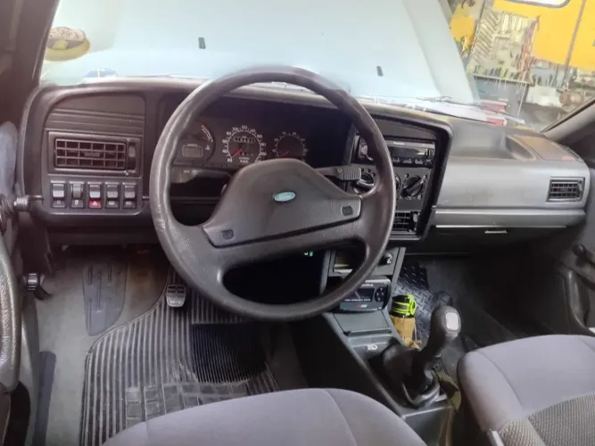 Ford Versailles GL 2.0i / 2.0 2P E 4P 1993