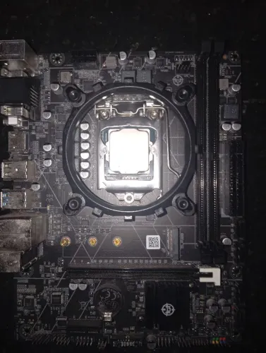 i5 8400 + H310