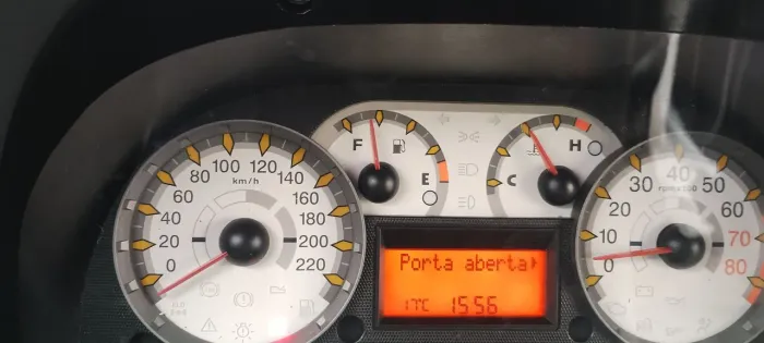 Fiat Strada Adventure 1.8/ 1.8 Locker Flex CE 2010