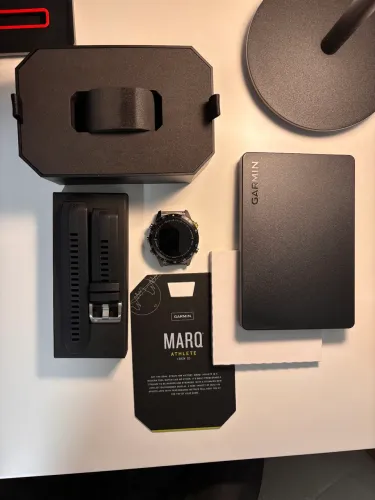 Garmin MARQ Gen 2 Athlete - Impecável (Importado Alemanha) + Caixa de Metal Original