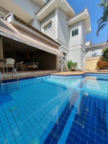 Casa em Condomínio de Luxo com 5 Suítes e 4 Vagas na Terras de Piracicaba - Oportunidade Ú