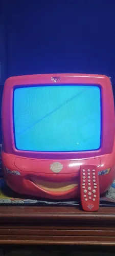 Tv do relâmpago McQueen