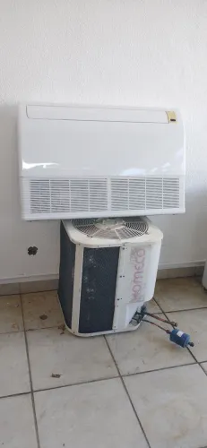 Ar condicionado split 24000 Komeco frio