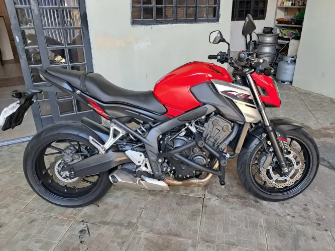 CB 650 f 2018 para pessoas exigentes 