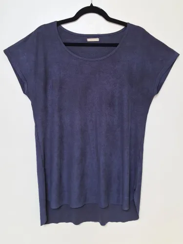 Camiseta azul marinho camurça 