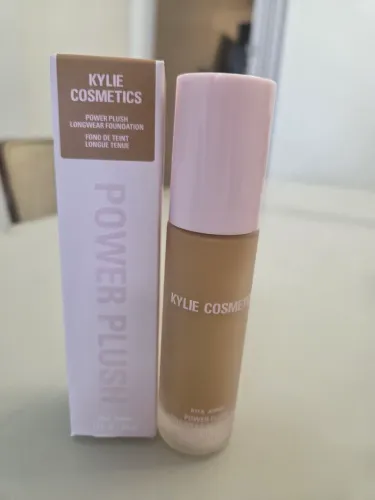 Base Kylie Cosmetics 6.5 W 30ml