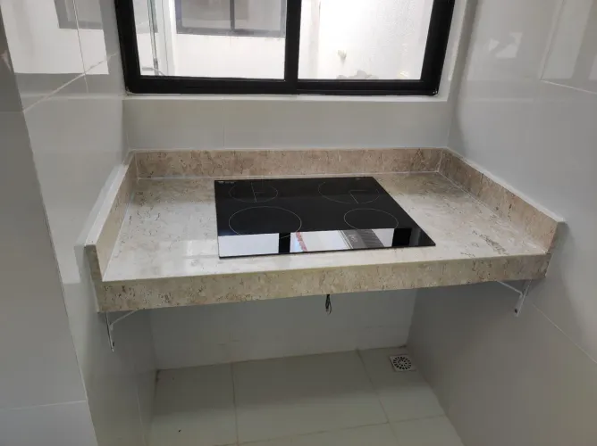 Vendo mármore e granito