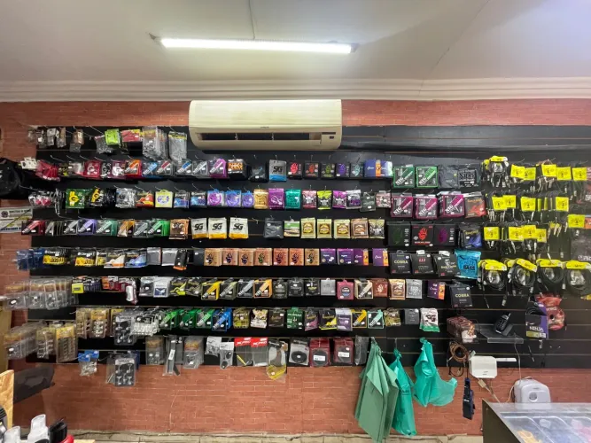 Venda de acessórios, instrumentos, cabos, regulagens e etc