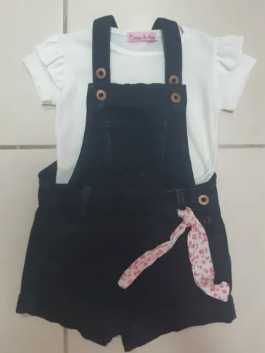 Jardineira jeans 4 anos
