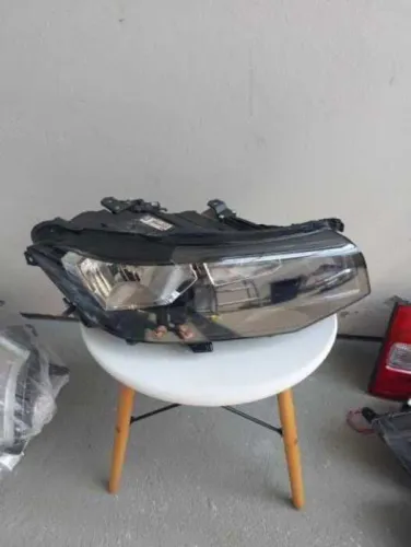 Farol direito VW Tcross original recuperado T-cross