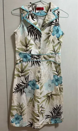 Vestido Floral Tropical - Tamanho P
