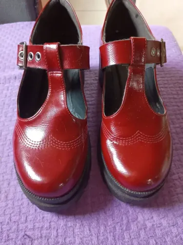 Sapato Femininos Vermelhos Verniz