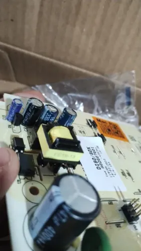 Placa de Potência da Geladeira Electrolux DI80/80X e LTE07