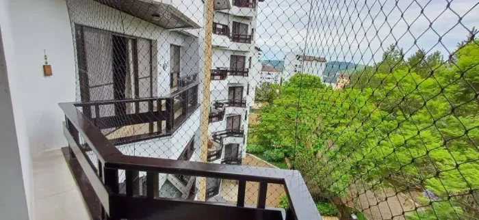 Apartamento com 4 dormitórios à venda, 142 m² por R$ 790.000,00 - Centro - Serra Negra/SP