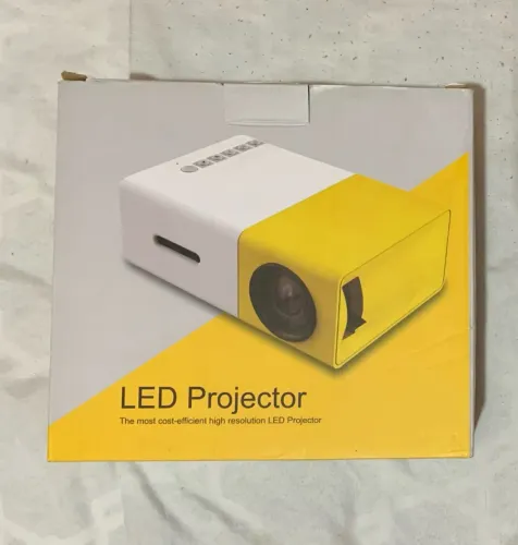 Projetor LED Portátil - Alta Resolução e Eficiência