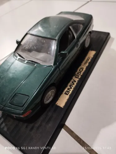 Miniatura BMW 850i (1990) - Colecionador