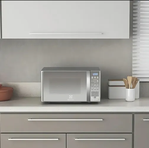 Micro-ondas Electrolux 32 Litros -  Para Retirada de Peças !