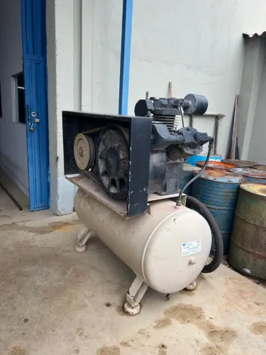 Compressor Ingersoll Rand 3000 motor de 30 CV