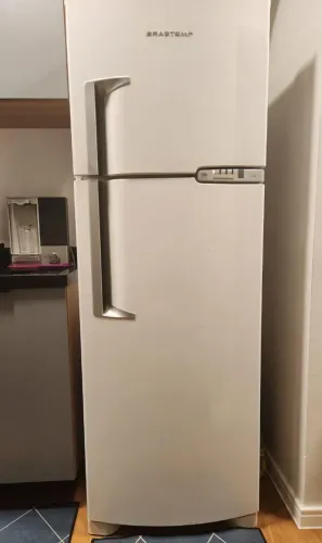 Geladeira Brastemp Clean BRM39EB Frost Free Duplex 352 Litros