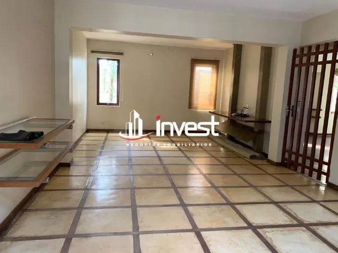 Casa disponível para locação próximo à Avenida Leopoldino de Oliveira. com 4 suítes, 5 sal