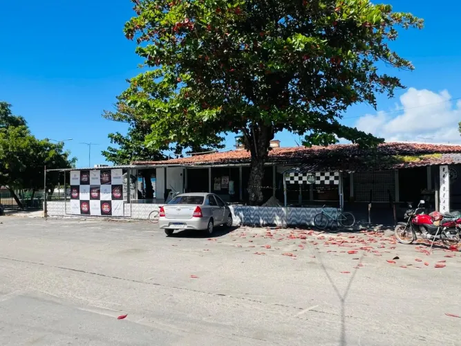 Loja comercial com wc privativo, próximo a comércios e terminal de ônibus, 12 m² por R$ 12