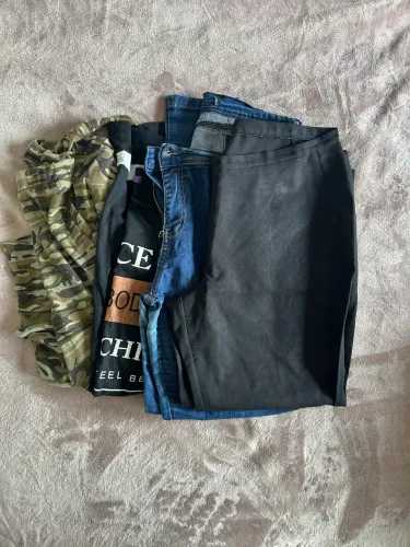 Lote de roupa Feminino 20 peças lote 07