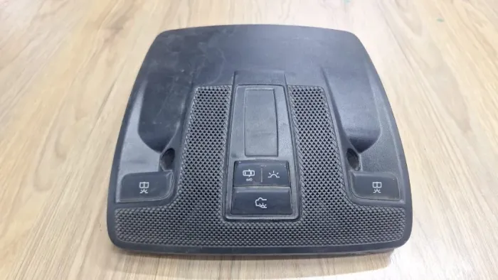 Luz De Teto Cortesia Mercedes Gla200