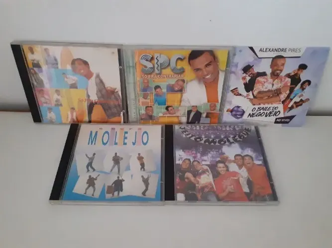 Lote com 5 Cds - Alexandre Pires / SPC, Molejo e Jeito Moleque