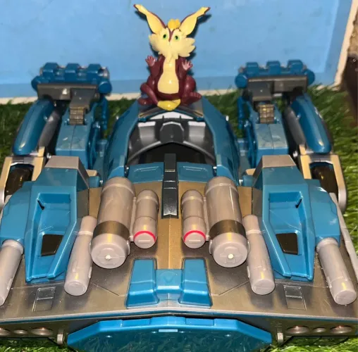Thundertanque + Boneco Snarf Thundercats Bandai 2011