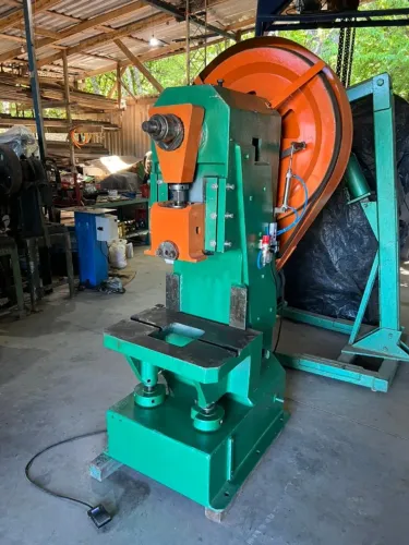 Prensa Excêntrica 40 ton NOVA