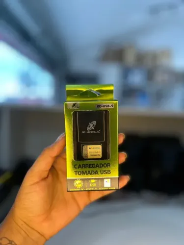 Carregador de celular X-Cell XC-USB-9