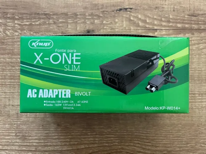 Fonte Bivolt para Xbox One Slim - 