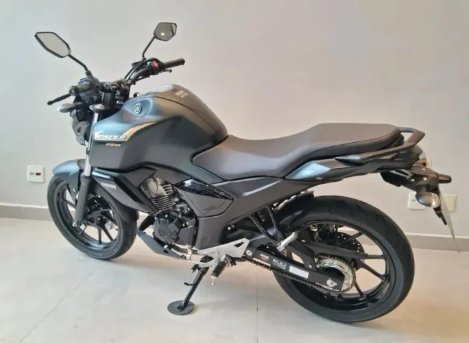 VENDE-SE FAZER 150 FZ15