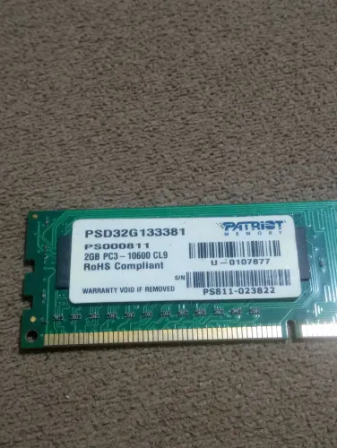 Memória RAM Patriot 2GB DDR3 PC3-10600
