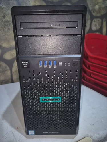 Servidor HP proliant ml30 gen9