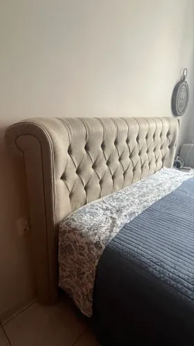 Cabeceira estofada