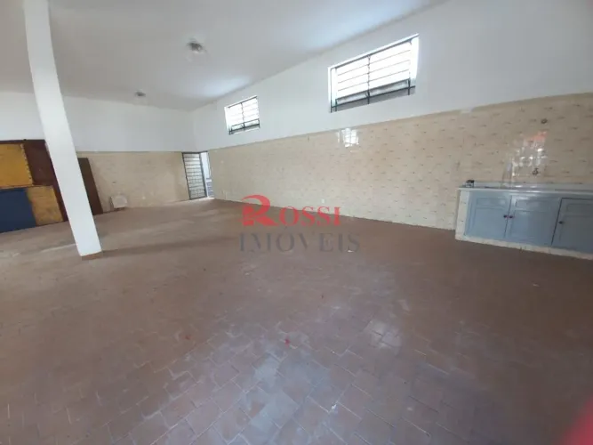 Locação de Comercial / Salão na cidade de Rio Claro