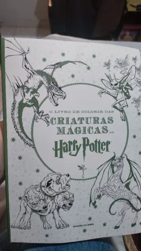 O livro de colorir das criaturas mágicas de Harry Potter 