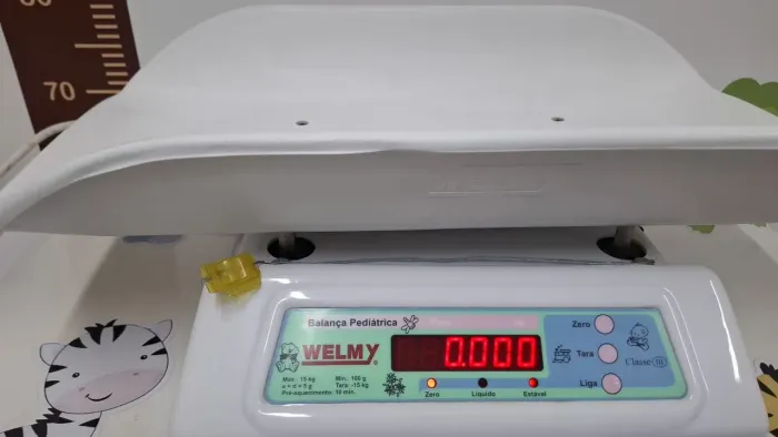 Balança pediátrico Welmy - praticamente nova